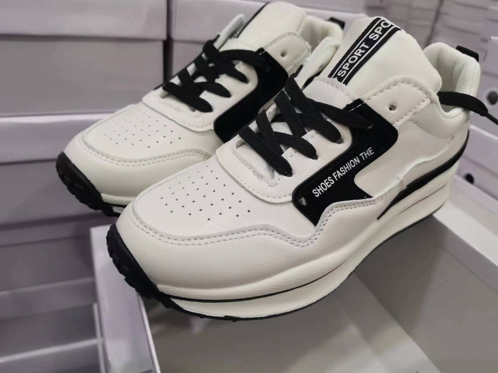 Womens Leather Breathable Platform Low Top Trainers