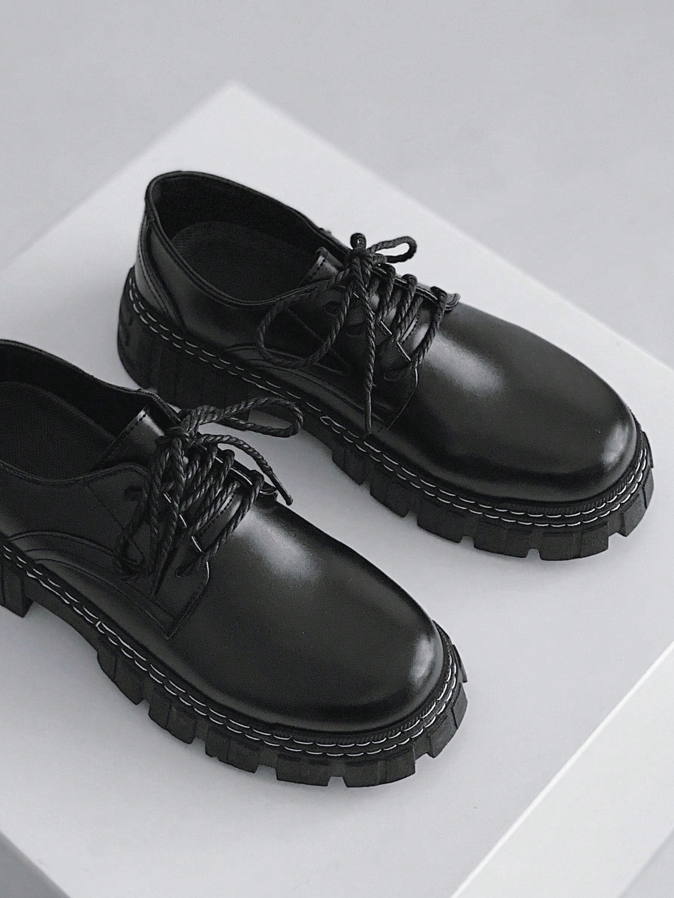 Mens Leather Thick Sole Lace Up Round Toe Dress Shoes