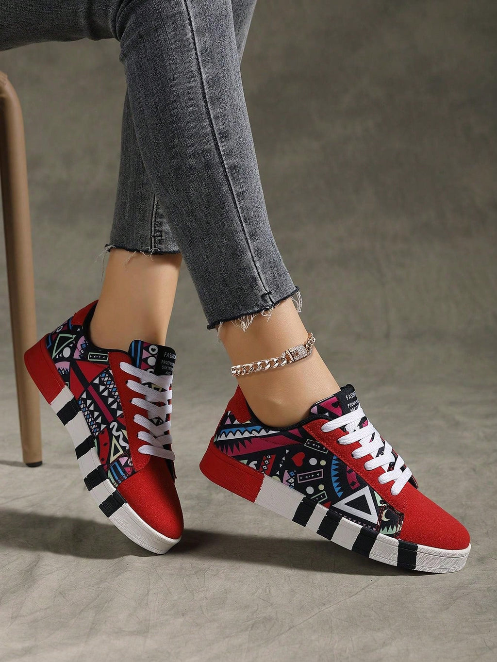 Unisex Leather Breathable Casual Shoes