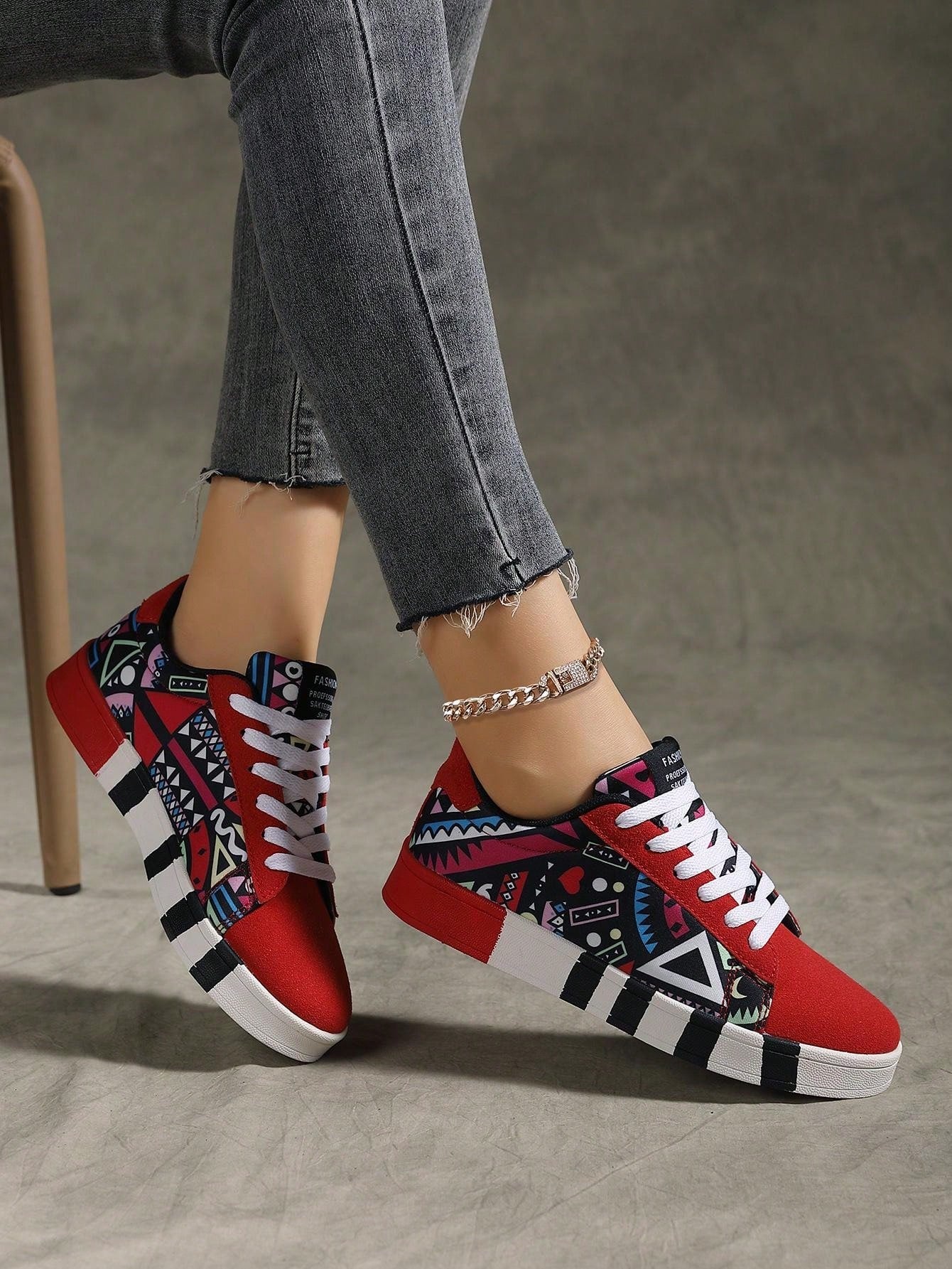 Unisex Leather Breathable Casual Shoes