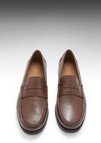 Hugs & Co Mens Boat Loafers Brown Leather