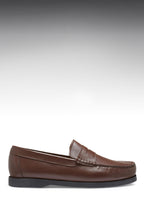 Hugs & Co Mens Boat Loafers Brown Leather