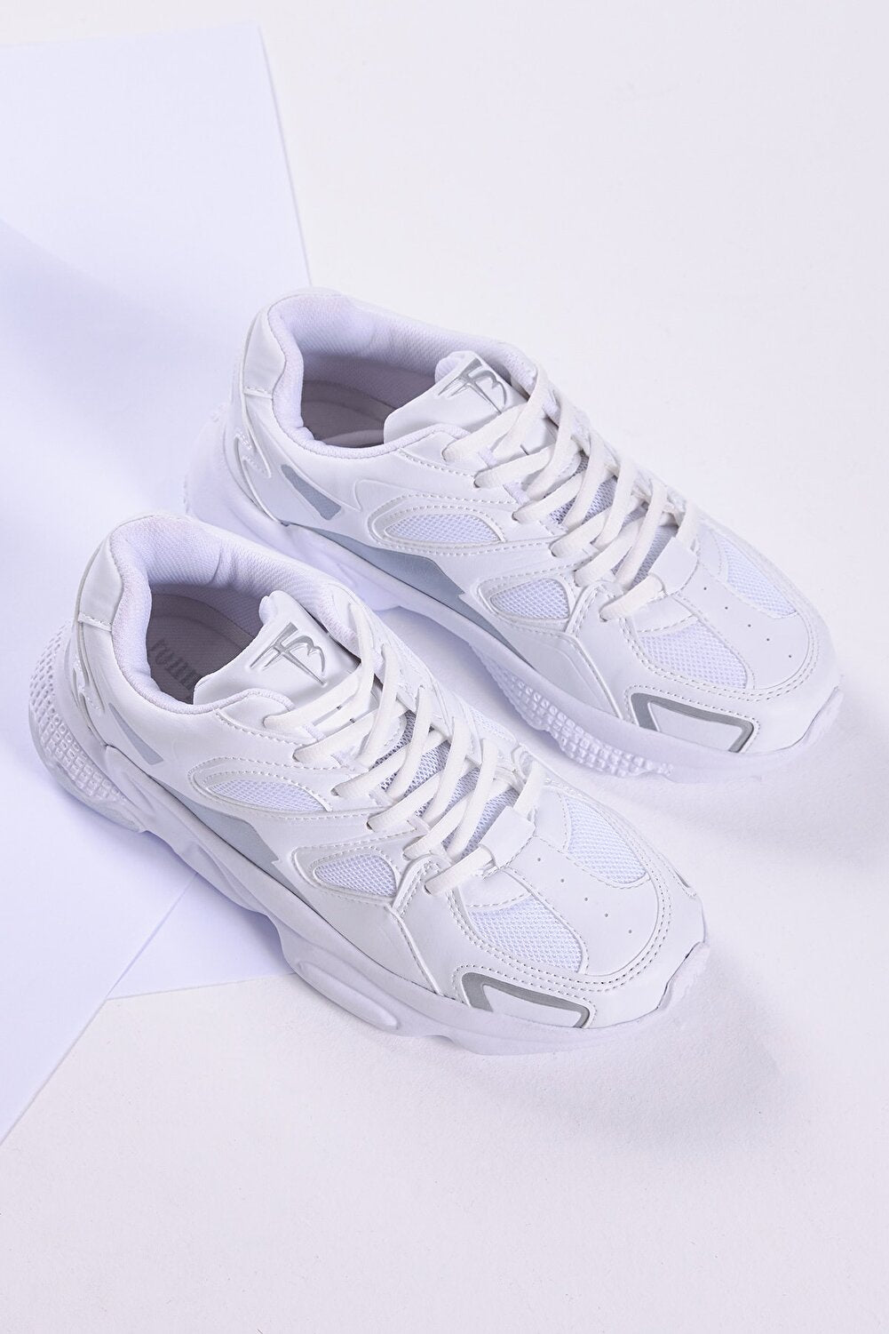 Unisex Leather Block Heel Waterproof Lace Up Trainers