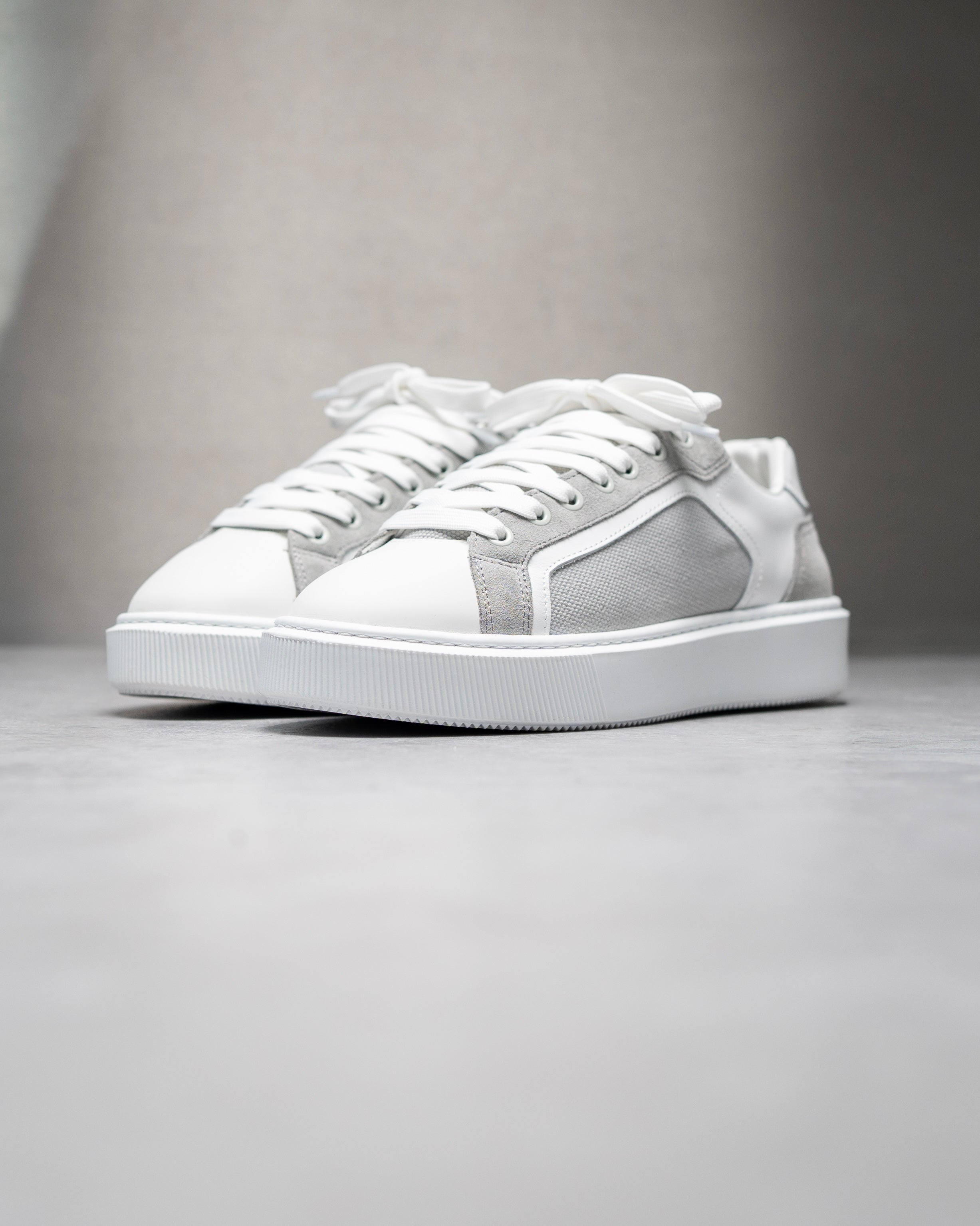 Blaekh Staple White Grey Trainers