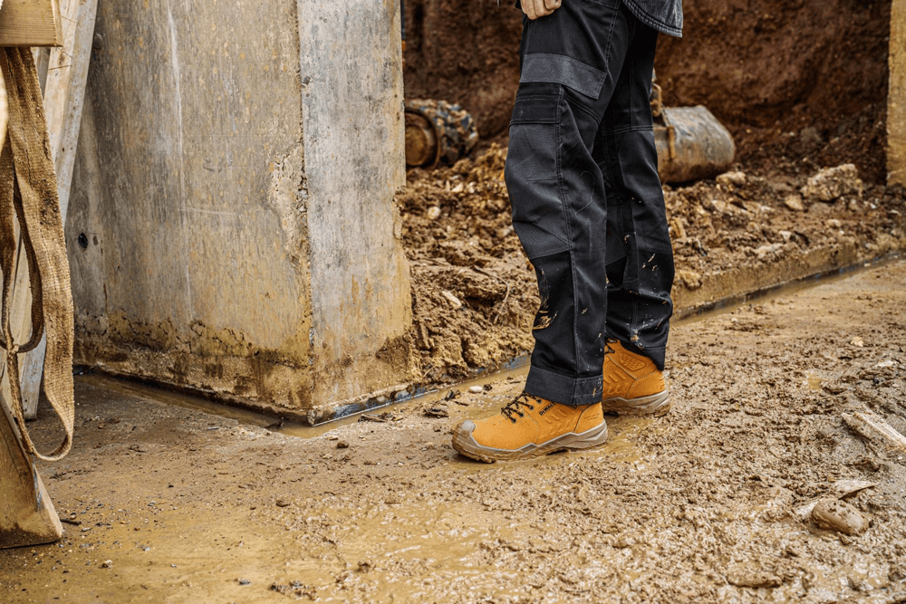 DeWalt Mentor Waterproof Nubuck Safety Boots Wheat