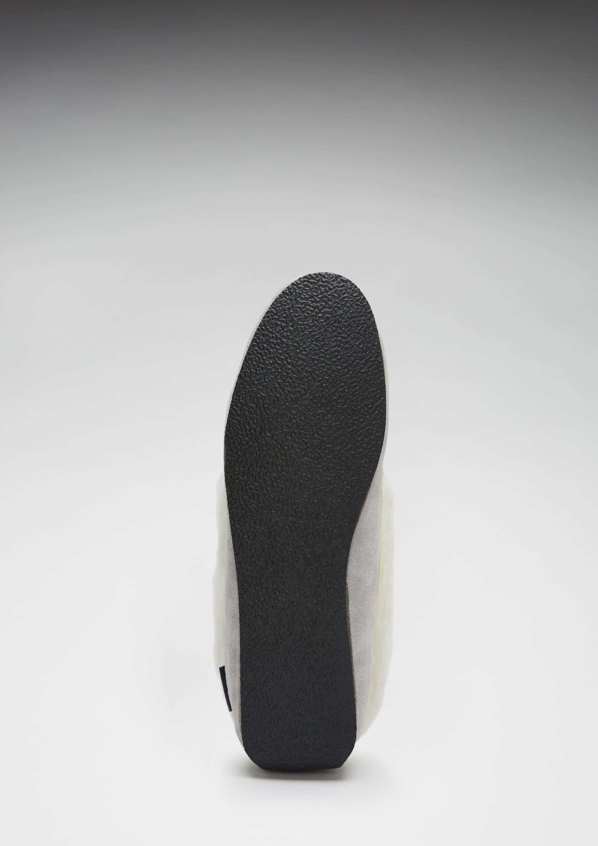 Hugs & Co Womens Slippers Sheepskin Dove Grey Suede