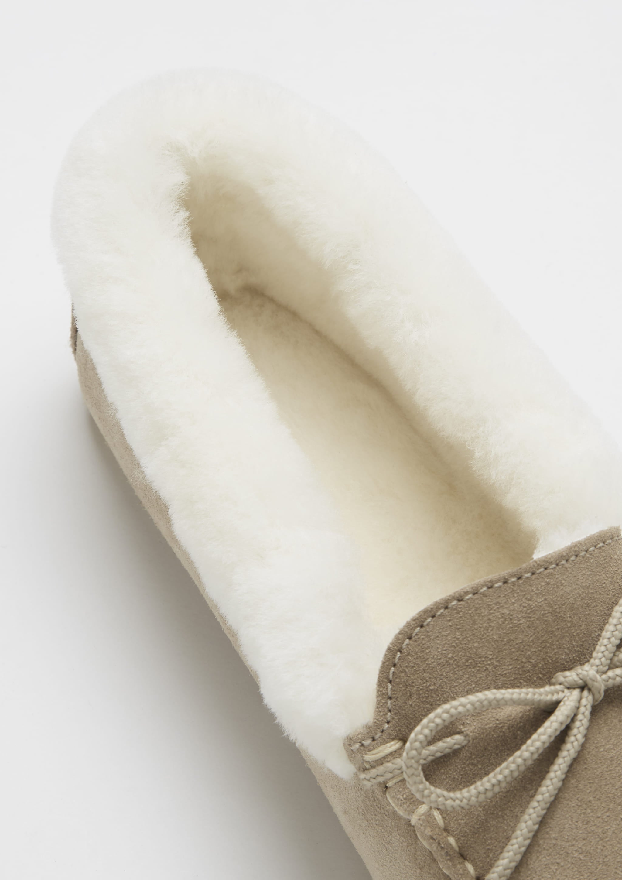 Hugs & Co Womens Slippers Sheepskin Taupe Suede