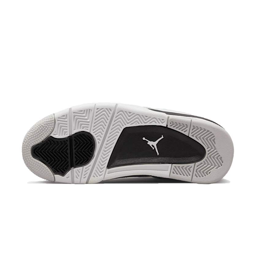 Air Jordan 4 Retro Military Black Trainers