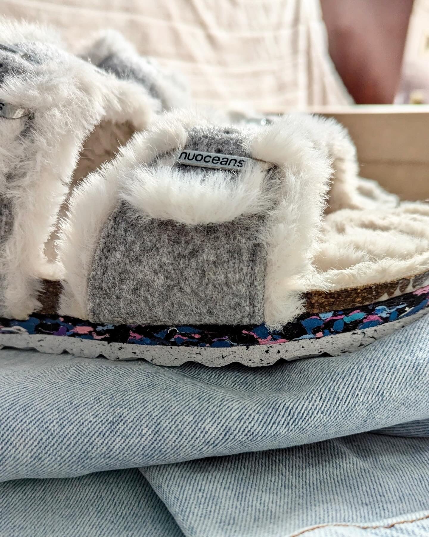 Nuoceans Fluff Grey White Vegan Sandals