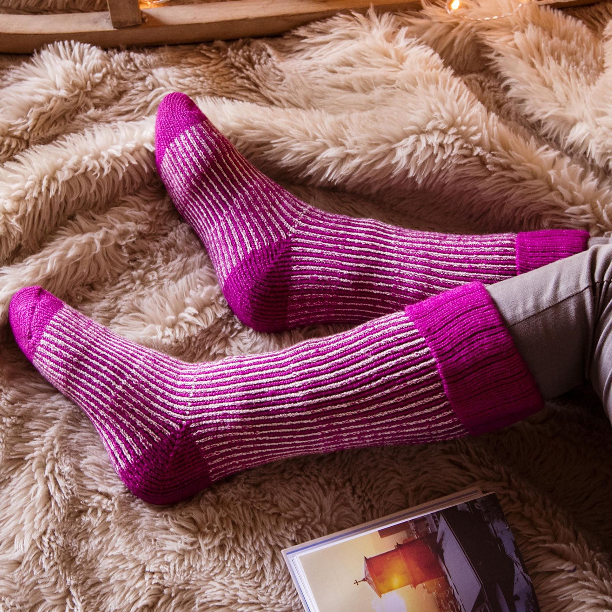 Heat Holders Womens Thick Winter Warm Knee High Ribbed Thermal Boot Socks