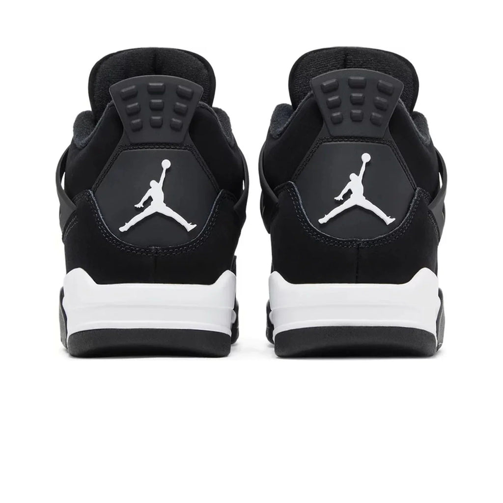 Air Jordan 4 Retro White Thunder Trainers