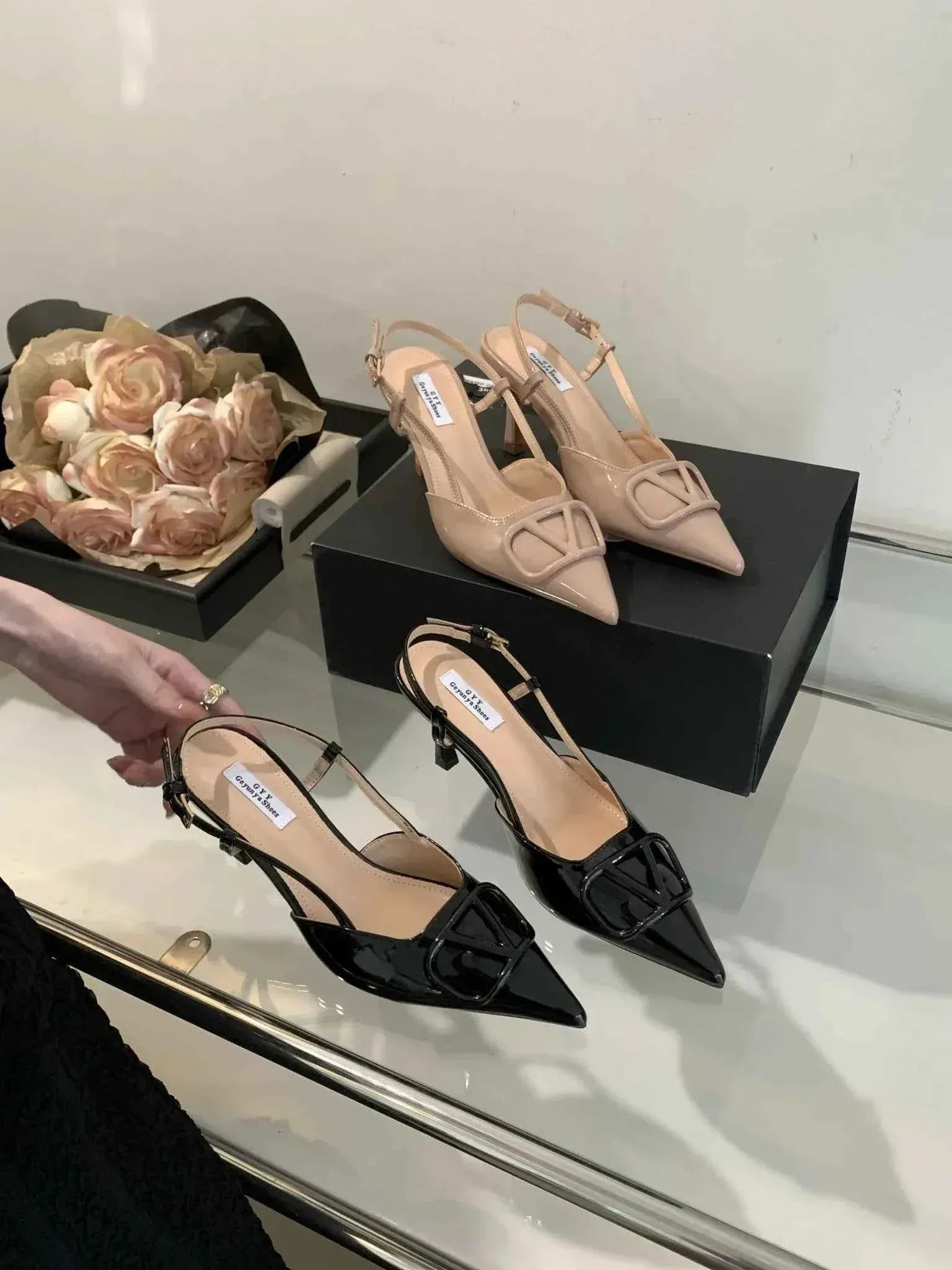 DEleventh Womens Pointed Toe Thin Heel Pumps
