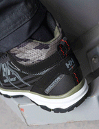 Helly Hansen 78262 Chelsea Evolution Waterproof Aluminum-Toe Safety Boots Black / Orange / Camo