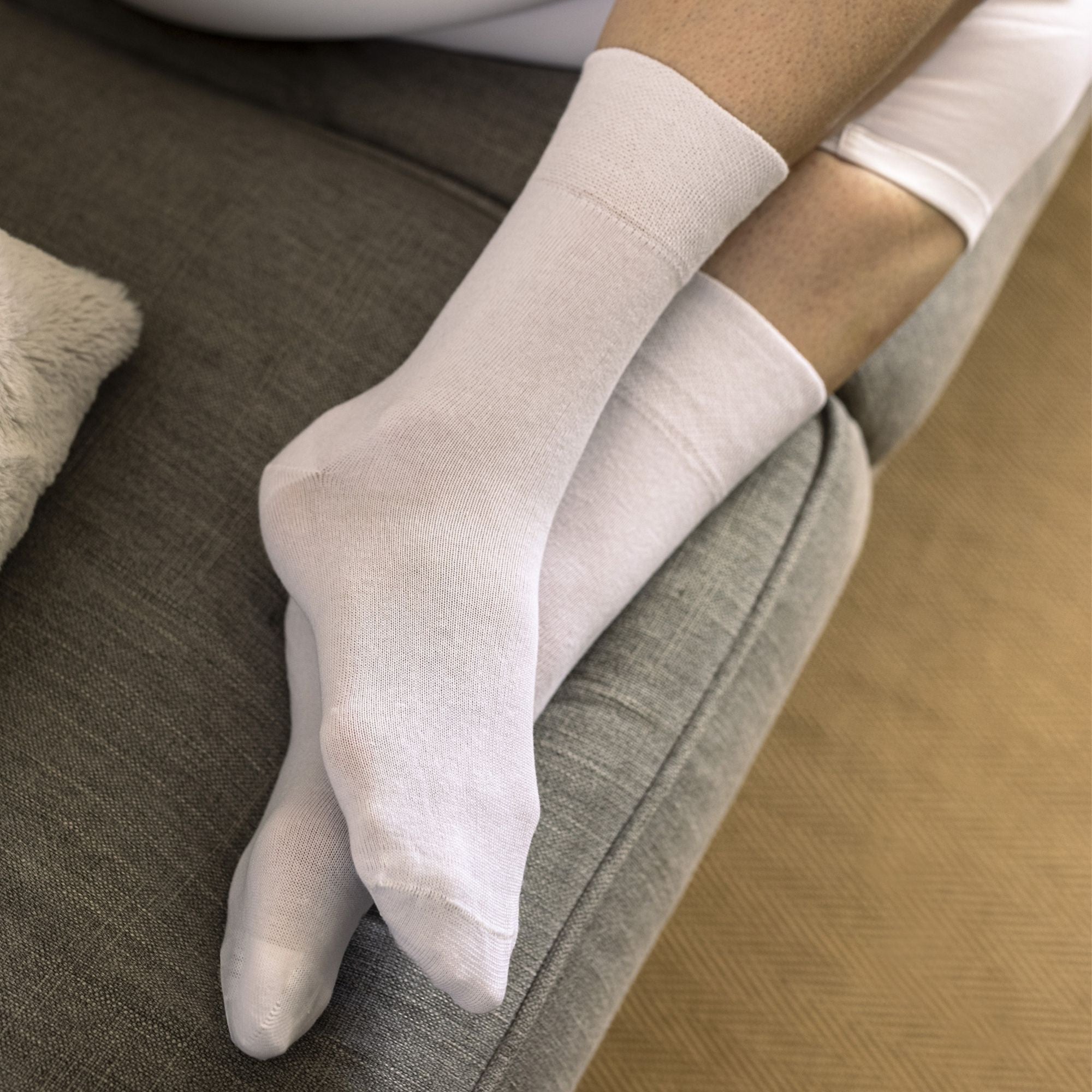 Sock Snob 6 Pack Womens Non Elastic Cotton Diabetic Socks with Seamless Toe