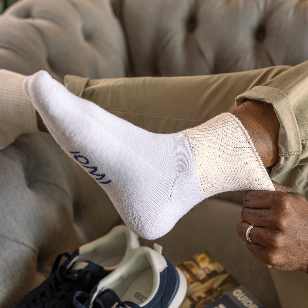 IOMI 3 Pack Extra Wide Cotton Low Cut Ankle Diabetic Socks
