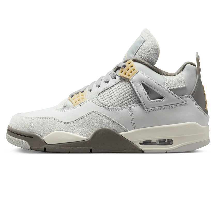 Air Jordan 4 Retro SE Craft Photon Dust Trainers