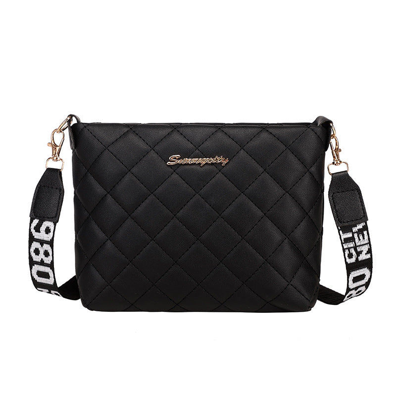 Lingge Embroidered Small Chain Crossbody Bag