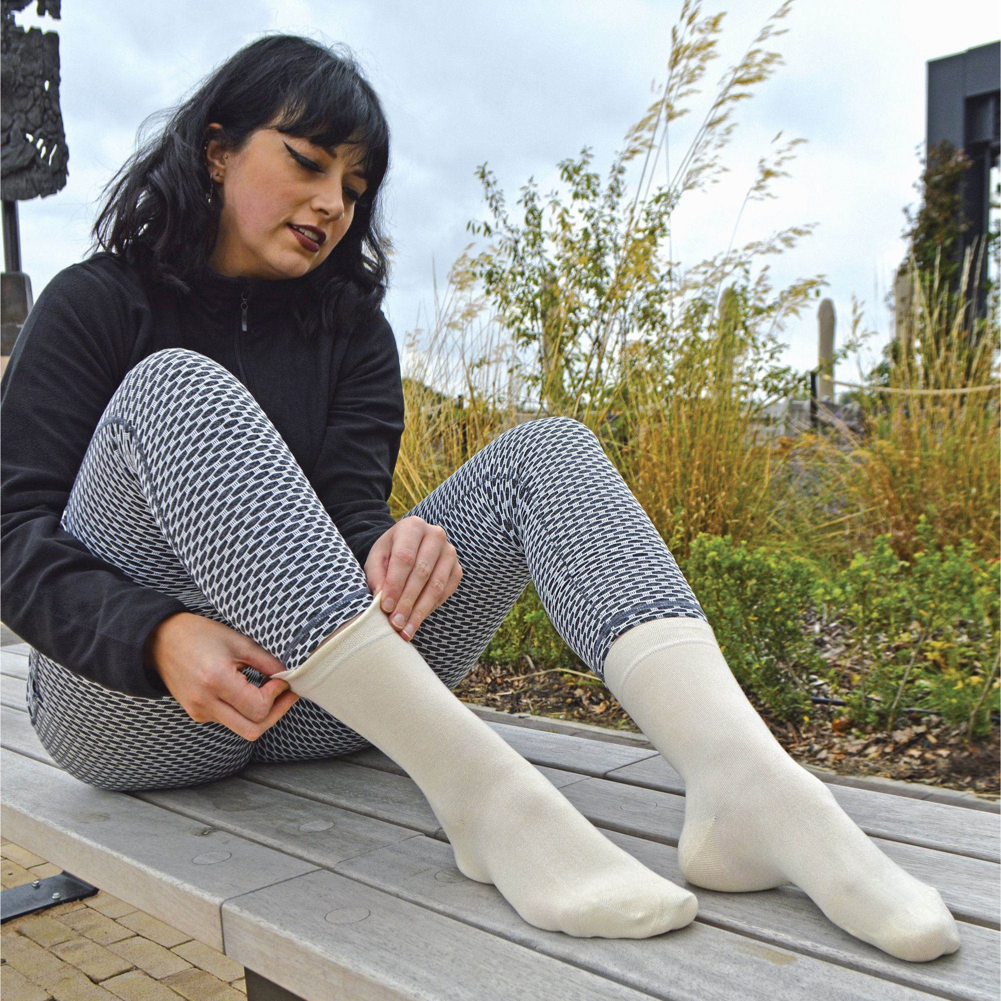 Sock Snob 4 Pack Unisex Luxury Bamboo Crew Dress Socks