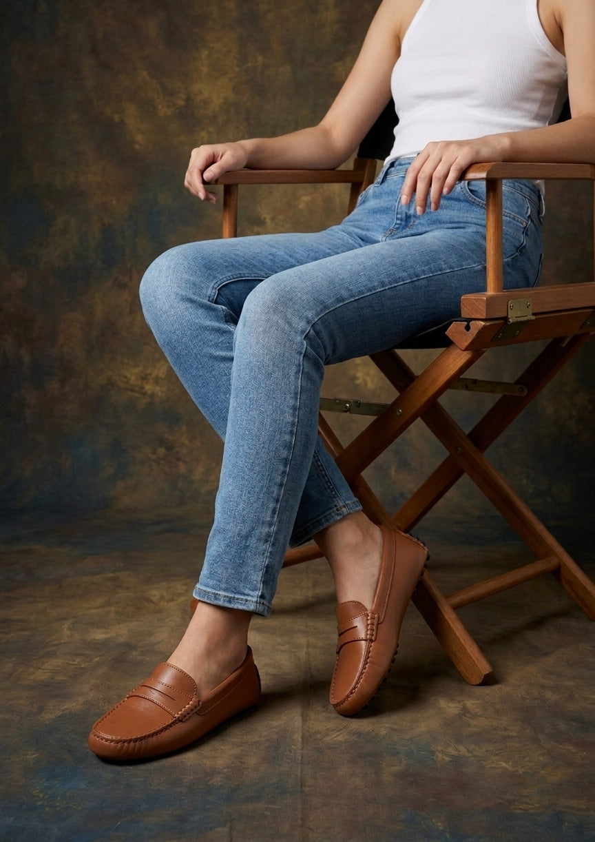 Hugs & Co Womens Penny Driving Loafers Tan Leather