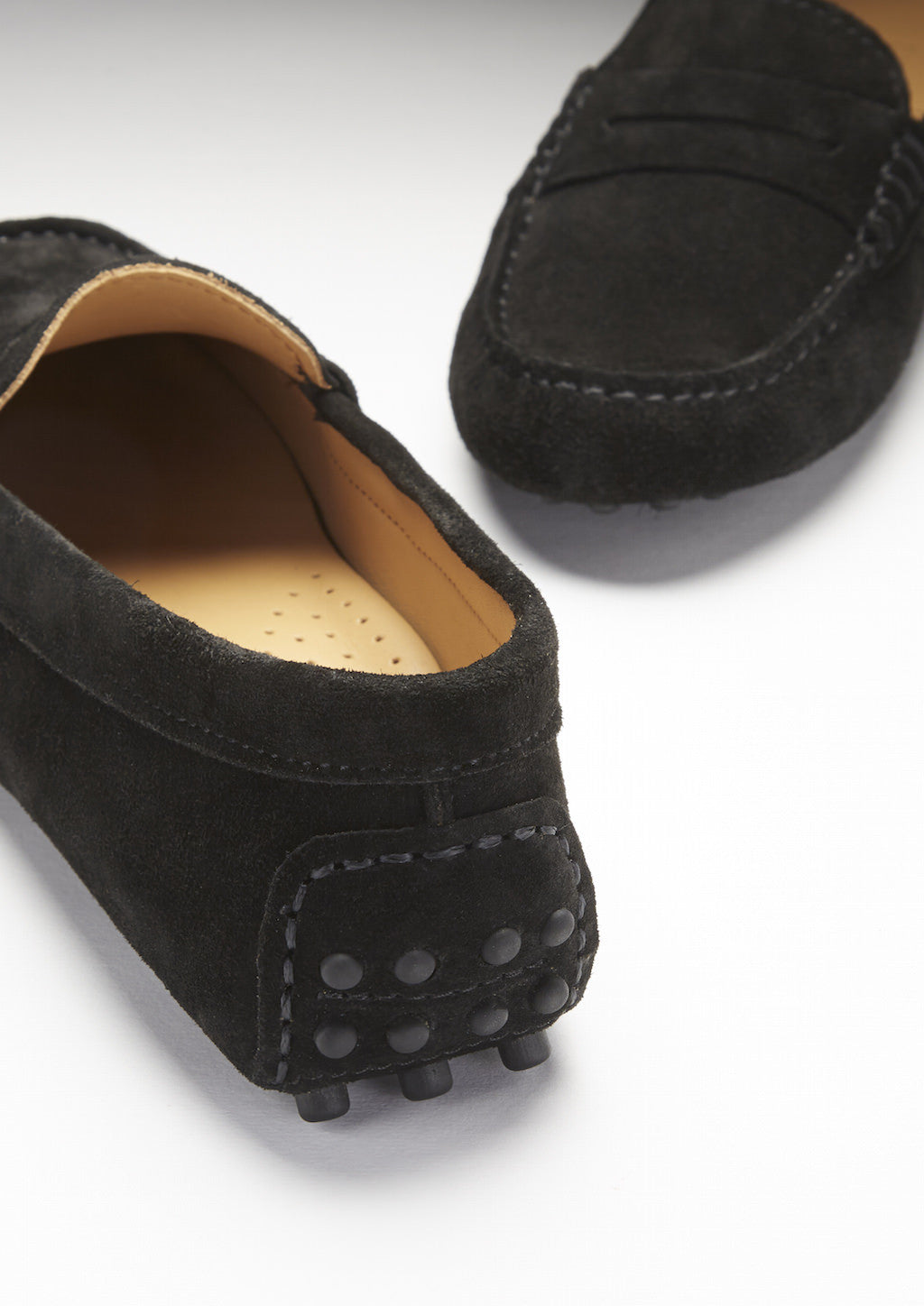 Hugs & Co Womens Penny Driving Loafers Black Suede