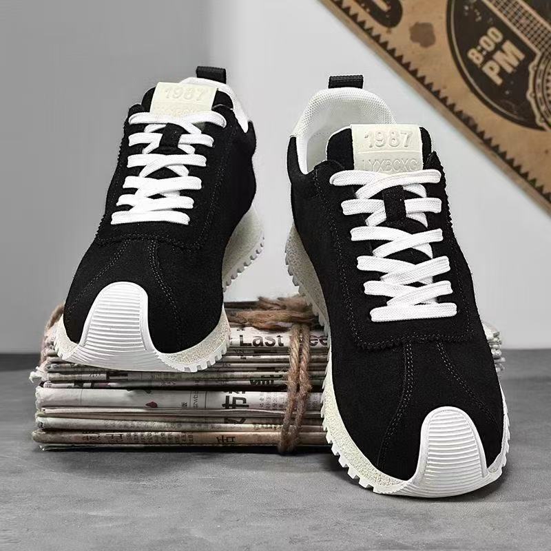 Mens Breathable Mesh Round Toe Trainers