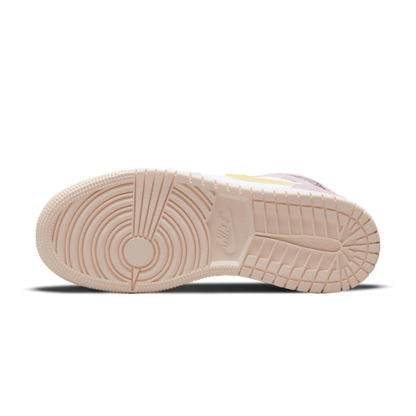 Air Jordan 1 Mid SE Arctic Pink Trainers