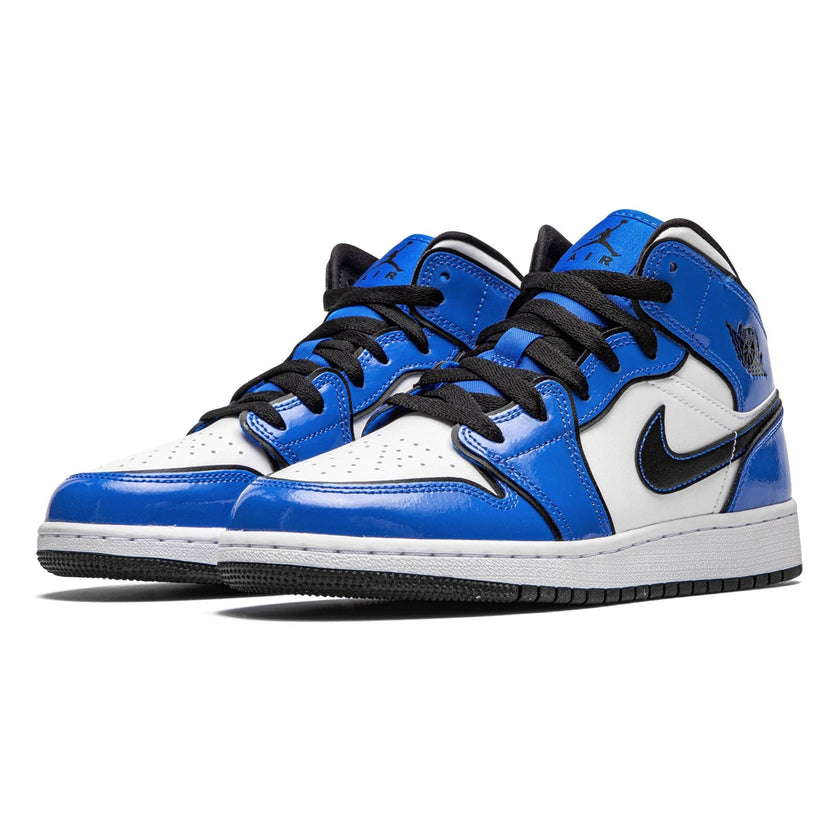 Air Jordan 1 Mid Signal Blue Trainers