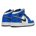 Air Jordan 1 Mid Signal Blue Trainers