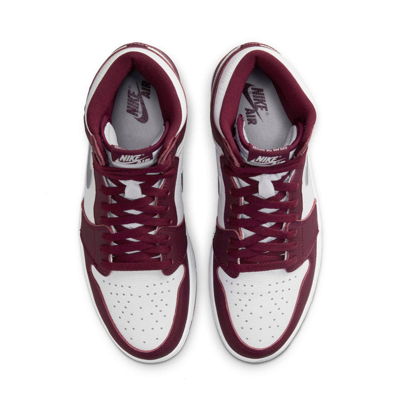 Air Jordan 1 Retro High OG Bordeuax Trainers