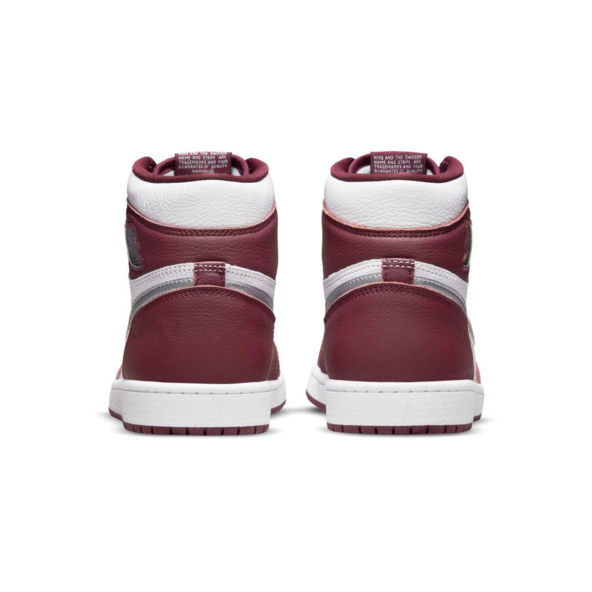 Air Jordan 1 Retro High OG Bordeuax Trainers