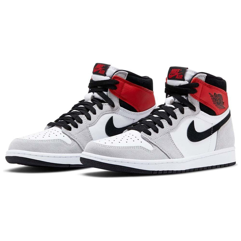 Air Jordan 1 Retro High Light Smoke Grey Trainers