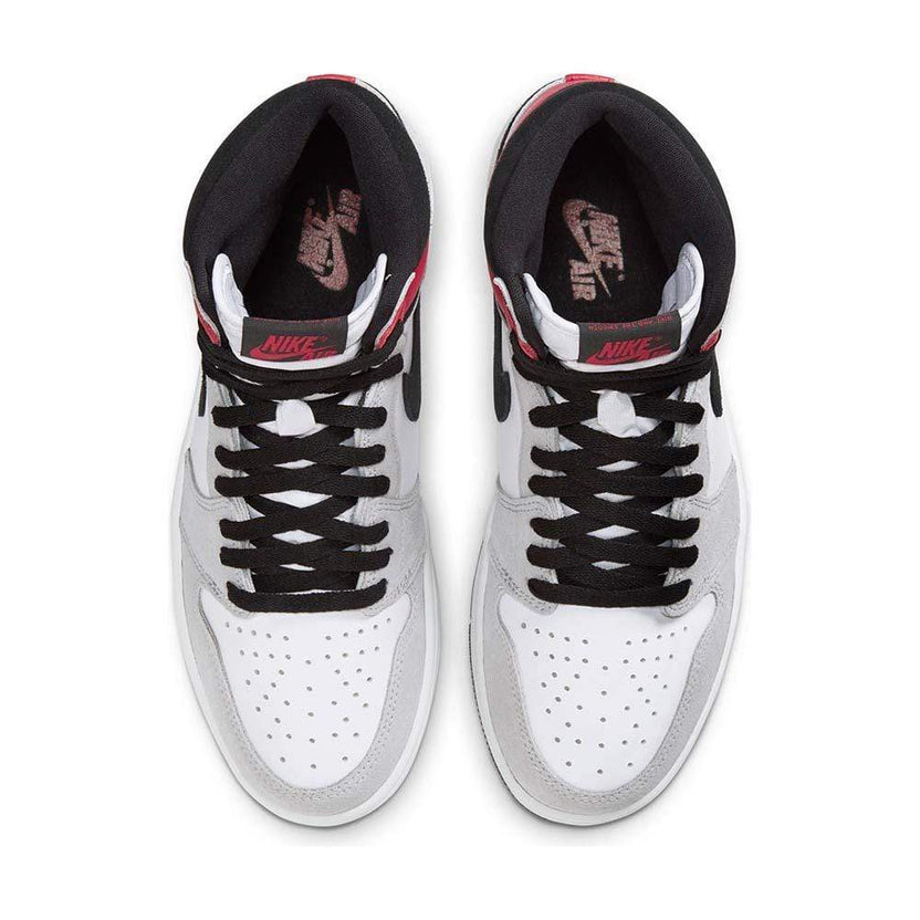 Air Jordan 1 Retro High Light Smoke Grey Trainers