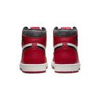 Air Jordan 1 Retro High OG Chicago Lost And Found Trainers