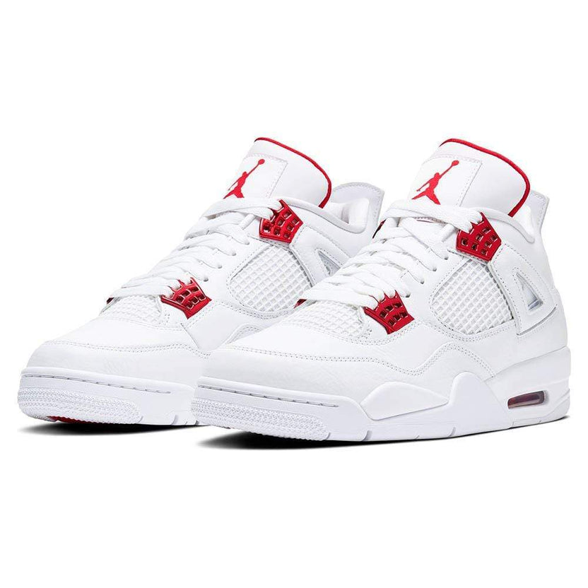 Air Jordan 4 Retro Metallic Red Trainers