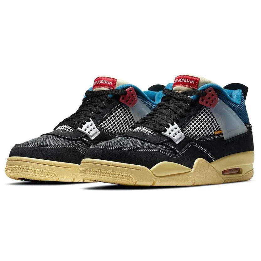 Air Jordan 4 Retro Union Off Noir Trainers