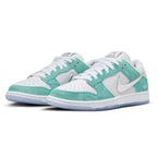 Nike SB Dunk Low OG April Trainers