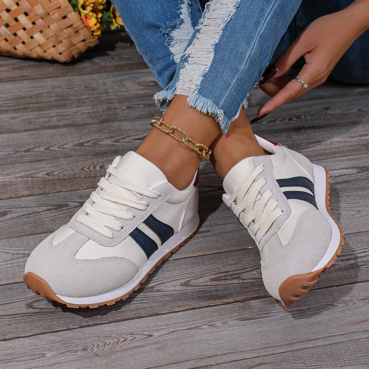 Womens Leather Lace Up Round Toe Running Trainers