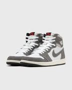 Air Jordan 1 Retro High OG Washed Black Trainers