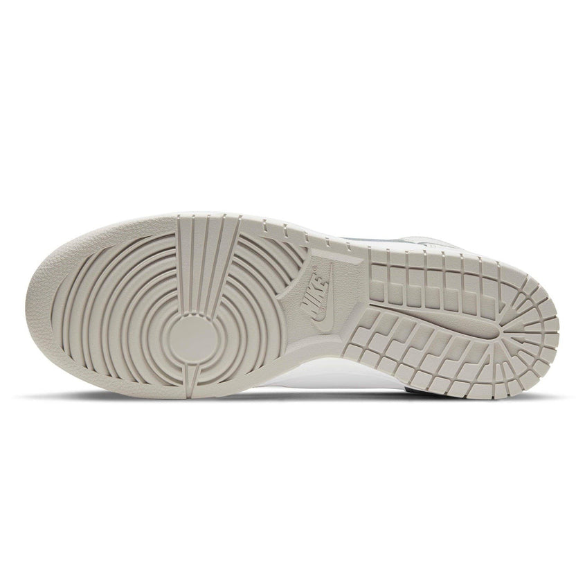 Nike Dunk High Vast Grey Trainers
