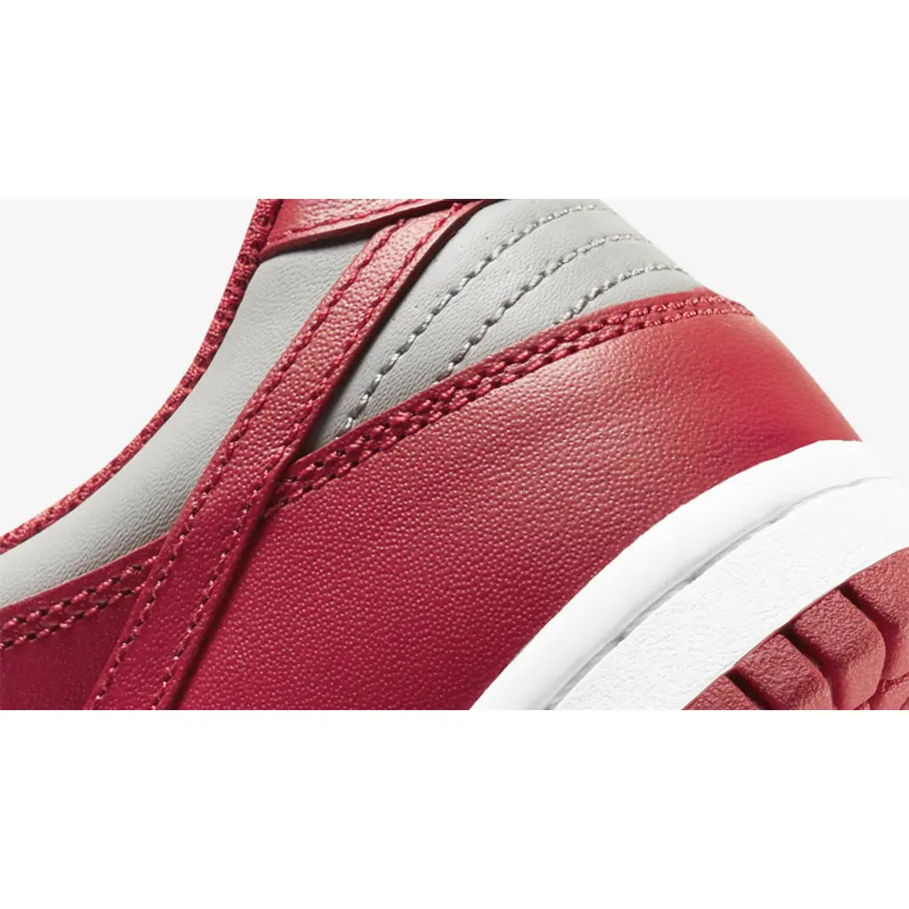 Nike Dunk Low UNLV Trainers