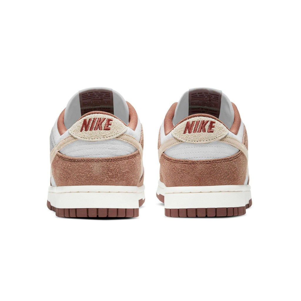 Nike Dunk Low Medium Curry Trainers