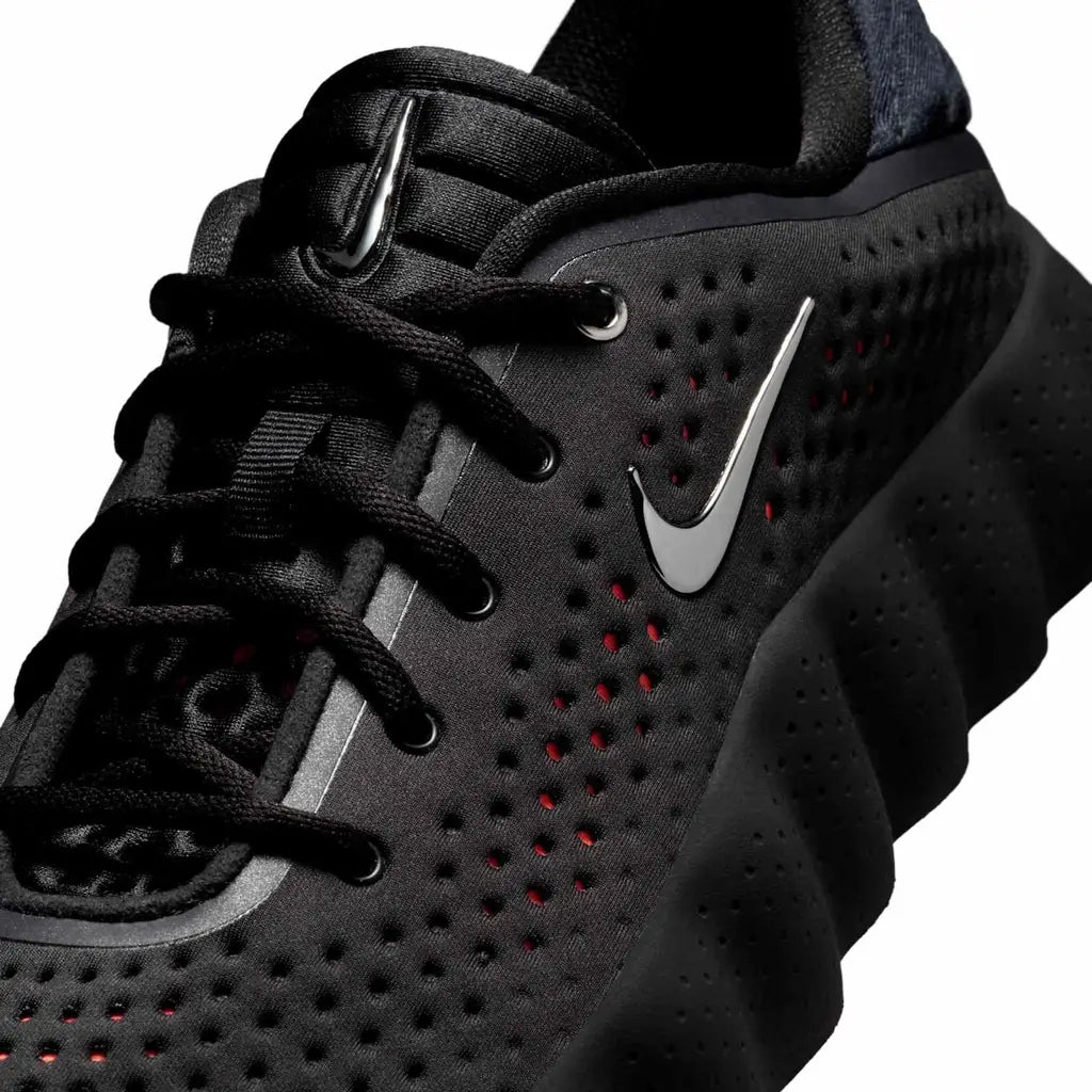Nike Mind 002 Black Trainers