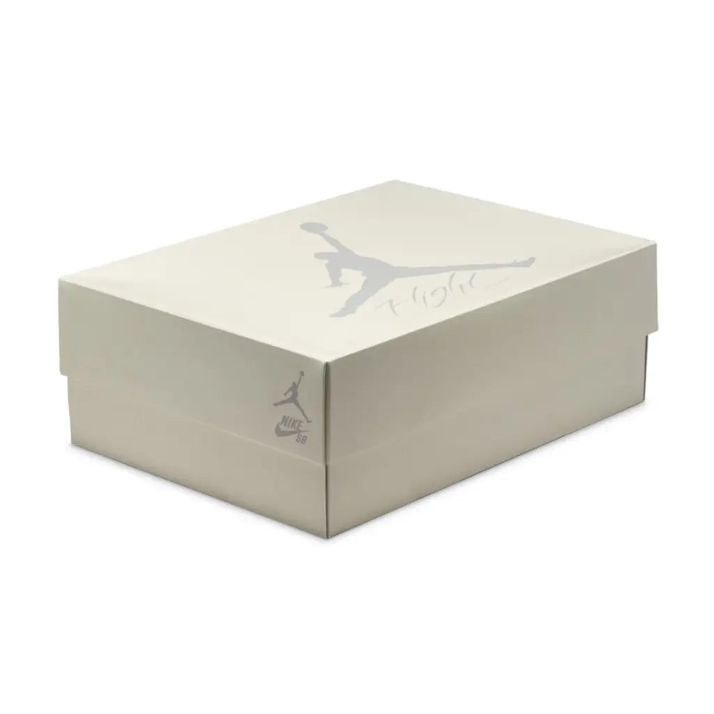 Air Jordan 4 Retro SB Navy Trainers