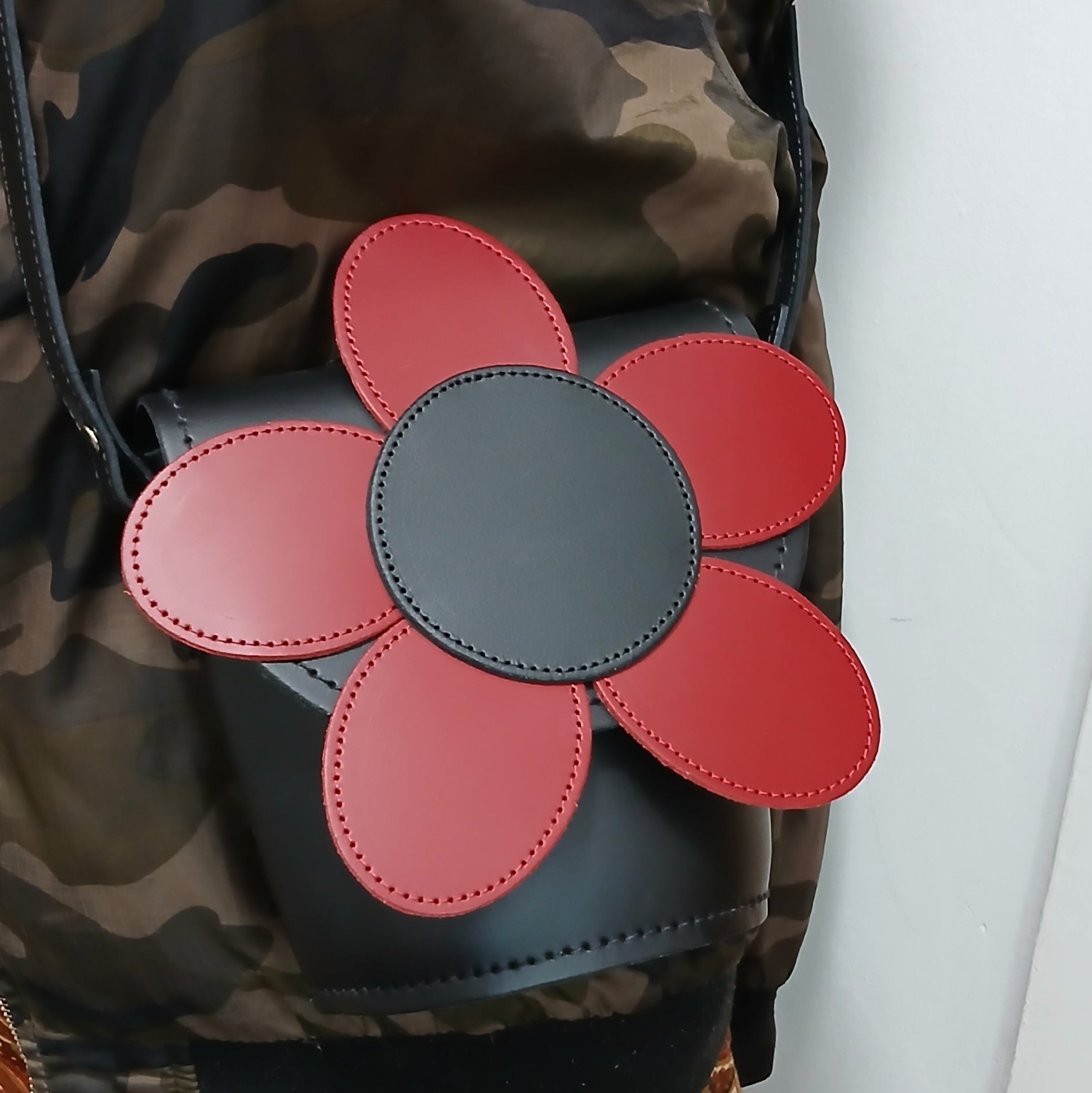 Zatchels Poppy Red leather barrel bag model view