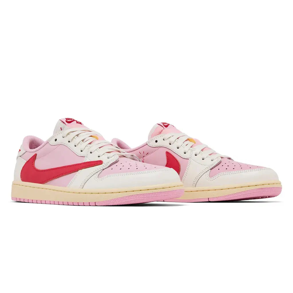 Air Jordan 1 Retro Low OG SP Travis Scott Tropical Pink Trainers