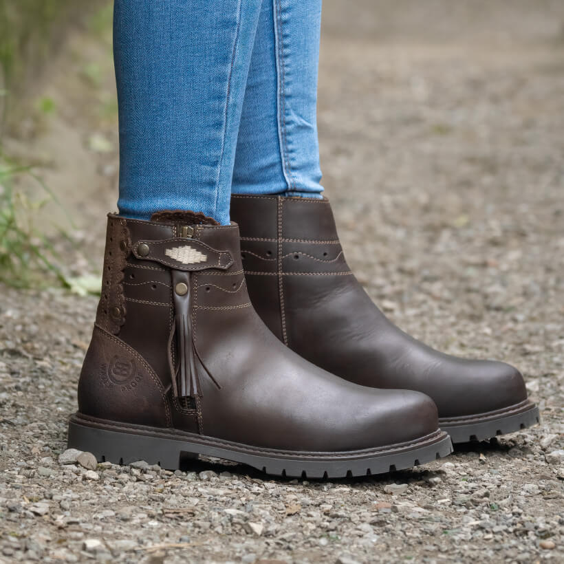 Bareback Footwear Hudson Ankle Boots Chocolate