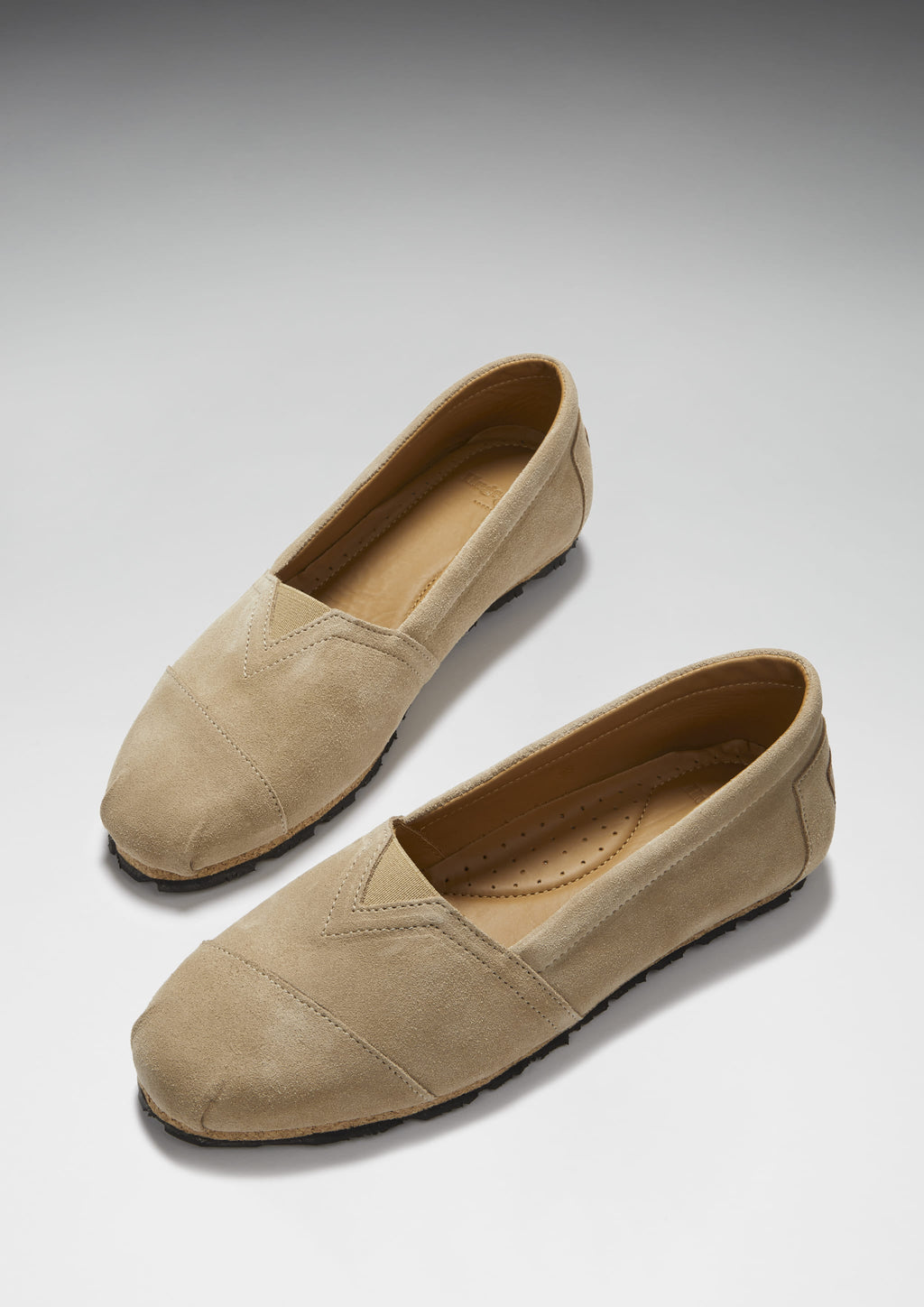 Hugs & Co Womens Chukka Espadrilles Taupe Suede