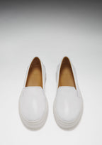 Hugs & Co Womens Slip-On Sneakers White Leather